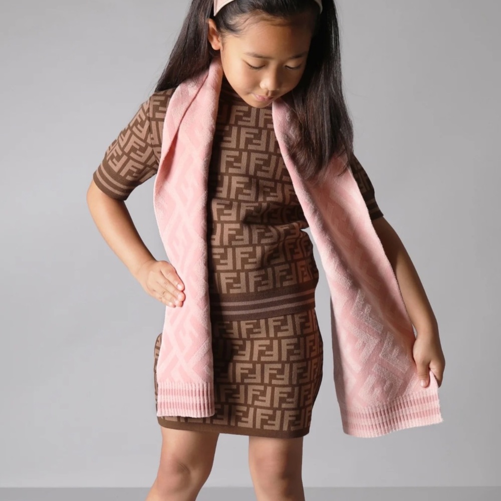 Fendi girls logo knit skirt and top set
